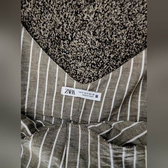 Zara Gray & White Striped Midi Dress – Hidden Back Zipper - Picture 5 of 6